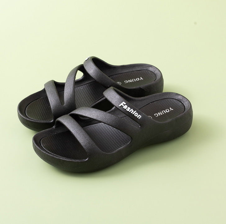 Casual Non Slip Thick Soled Slippers With A Comfortable Outdoor Atmosphere